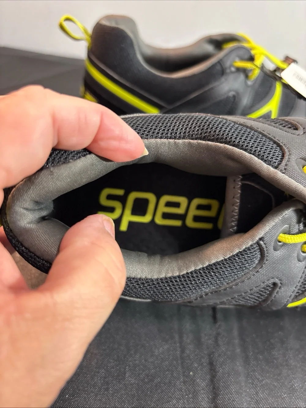 Speedo Men's Black & Yellow Swim Sneakers - Quick-Dry Water Shoes. 9/16